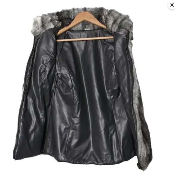 Chic Grey Faux Fur Vest Shaggy Rabbit Fur Look Soft Cozy Layering Mobwife Boho - Picture 5 of 7